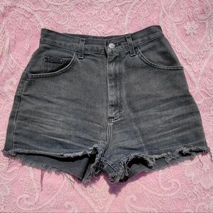 Vintage Lee's cut off green short jeans
